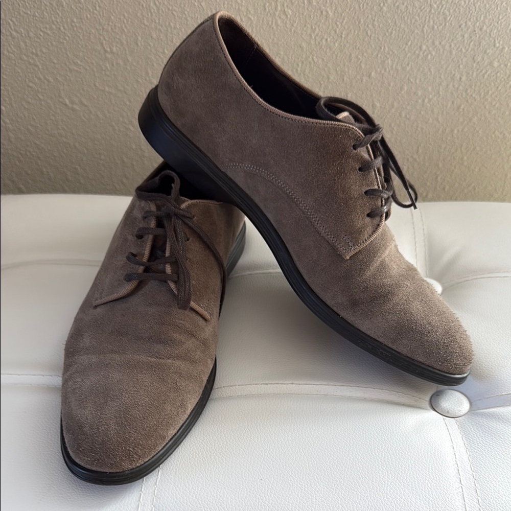 A. Testoni, Italy, Men's Suede Lace-Up Shoes - size 8
